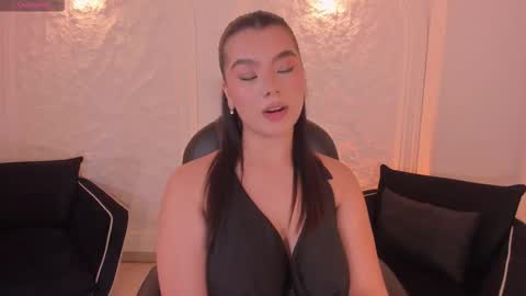  Candanse R  online show from December 4, 2025, 8:17 pm