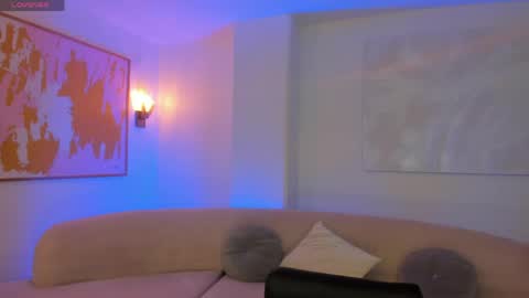  Candanse R  online show from May 24, 2026, 3:44 am