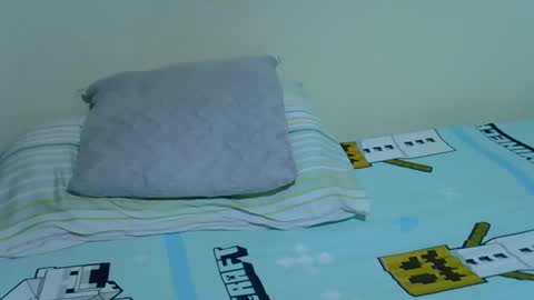 candiemaya online show from February 21, 2026, 8:48 am