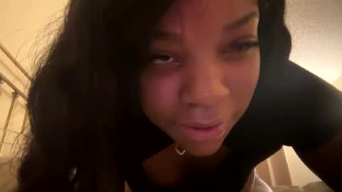 Snapshot of candii719195 chatting on September 9, 2025, 2:22 am candii719195 online show from September 9, 2025, 2:22 am