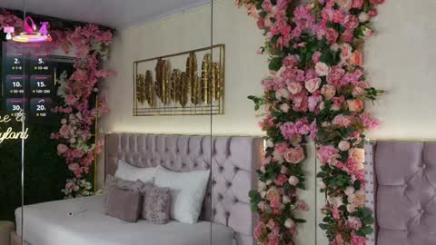 Snapshot of candy_beck chatting on November 6, 2025, 1:34 pm Candy Beck online show from November 6, 2025, 1:34 pm