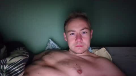 candy_boy_xoxo online show from June 10, 2026, 10:41 pm