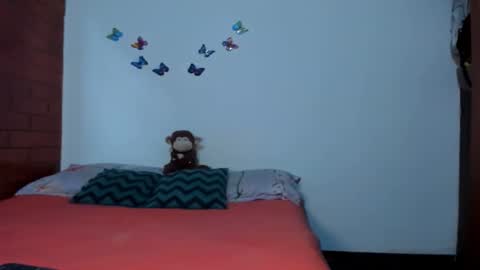 Candy  Brown online show from February 24, 2026, 1:09 pm