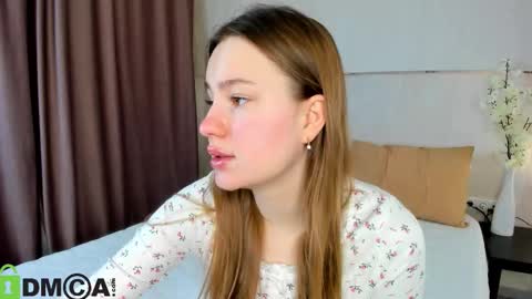 Candy online show from November 6, 2025, 1:17 am