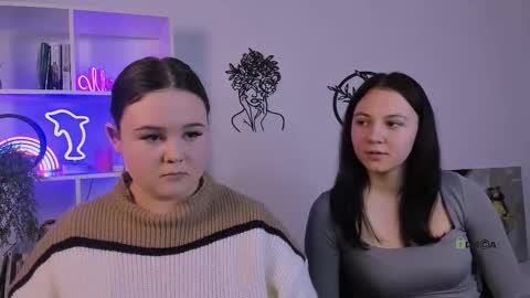 candy flossie1 online show from February 10, 2026, 7:18 pm