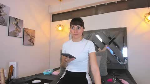 Candy hot online show from January 12, 2026, 8:14 pm