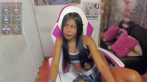candy_kiss__ online show from May 5, 2026, 8:50 pm