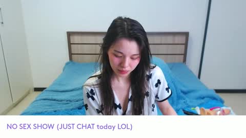 Snapshot of candy_milika chatting on March 3, 2025, 4:14 pm Milika online show from March 3, 2025, 4:14 pm