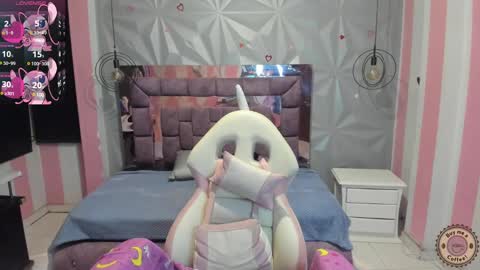 Ania online show from January 5, 2025, 11:04 am