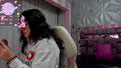 Ania online show from January 8, 2026, 11:01 am