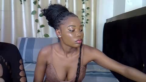 CANDY online show from October 17, 2025, 5:48 pm