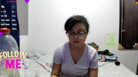 Snapshot of candy_val chatting on June 1, 2026, 6:04 am candy_val online show from June 1, 2026, 6:04 am