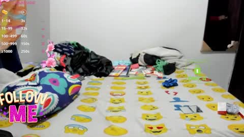 candy_val online show from July 24, 2026, 7:28 am