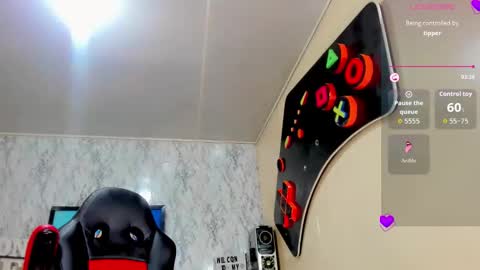 candy_walker__ online show from November 11, 2025, 7:58 pm