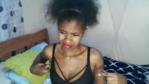 candybrown001 online show from December 19, 2025, 9:38 am