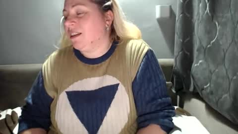 Laura online show from October 16, 2025, 5:58 pm