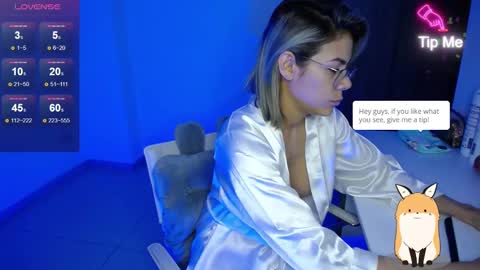 Snapshot of candydowson1 chatting on January 8, 2025, 10:15 am Candy Dowson online show from January 8, 2025, 10:15 am