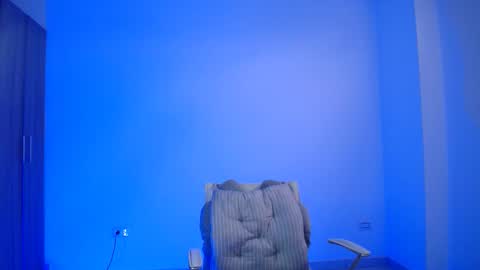 Candy Dowson online show from November 24, 2025, 3:01 pm