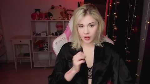 You can call me HH online show from November 16, 2025, 5:51 pm