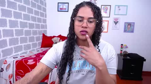 Karen online show from February 5, 2025, 3:52 pm