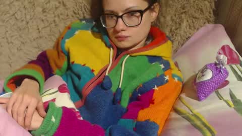 Snapshot of candylady13 chatting on December 6, 2024, 10:30 pm say meow and send tips online show from December 6, 2024, 10:30 pm