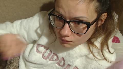 Snapshot of candylady13 chatting on December 13, 2024, 8:04 pm say meow and send tips online show from December 13, 2024, 8:04 pm