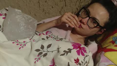 Snapshot of candylady13 chatting on February 21, 2025, 12:38 am say meow and send tips online show from February 21, 2025, 12:38 am