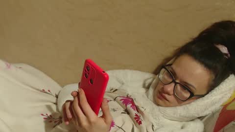 Snapshot of candylady13 chatting on March 6, 2025, 6:59 pm say meow and send tips online show from March 6, 2025, 6:59 pm