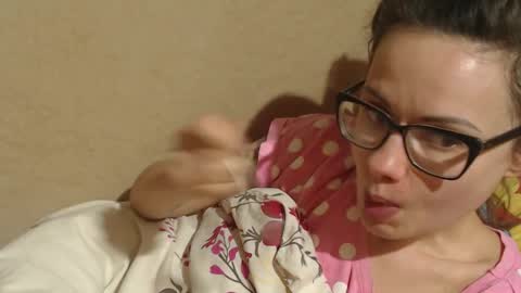 Snapshot of candylady13 chatting on March 11, 2025, 9:15 pm say meow and send tips online show from March 11, 2025, 9:15 pm