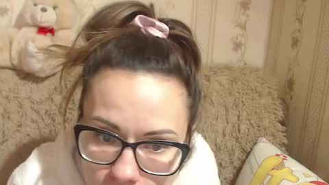 Snapshot of candylady136 chatting on February 19, 2025, 10:56 am say meow and send tip online show from February 19, 2025, 10:56 am