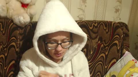 Snapshot of candylady136 chatting on February 25, 2025, 1:50 pm say meow and send tip online show from February 25, 2025, 1:50 pm