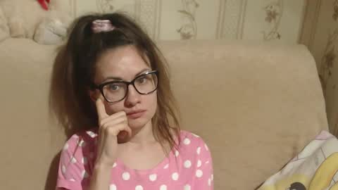 Snapshot of candylady136 chatting on March 12, 2025, 4:35 pm say meow and send tip online show from March 12, 2025, 4:35 pm