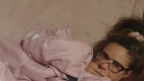 Snapshot of candylady136 chatting on October 22, 2025, 9:47 pm say meow and send tip online show from October 22, 2025, 9:47 pm