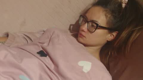 Snapshot of candylady136 chatting on November 15, 2025, 7:16 am say meow and send tip online show from November 15, 2025, 7:16 am