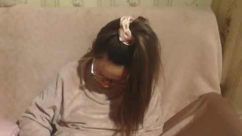 say meow and send tip  online show from February 17, 2026, 5:52 pm