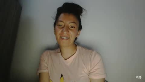 Snapshot of candymilfff chatting on March 1, 2025, 4:26 am candymilfff online show from March 1, 2025, 4:26 am