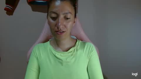 candymilfff online show from March 12, 2026, 3:40 pm
