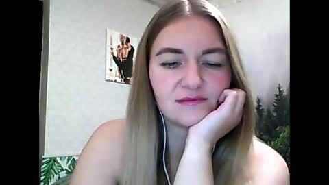 Daisy online show from October 10, 2025, 8:52 pm