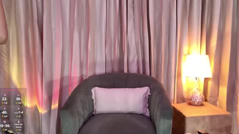 Isabella online show from March 22, 2026, 12:30 pm