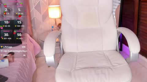 Snapshot of candyy_love1 chatting on February 1, 2025, 4:54 pm candyy_love1 online show from February 1, 2025, 4:54 pm