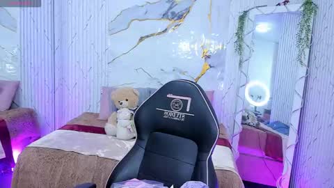 CANDYY online show from March 25, 2026, 11:38 am