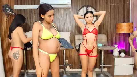 Snapshot of canelasquirtxxx chatting on January 16, 2026, 11:03 am Sara online show from January 16, 2026, 11:03 am