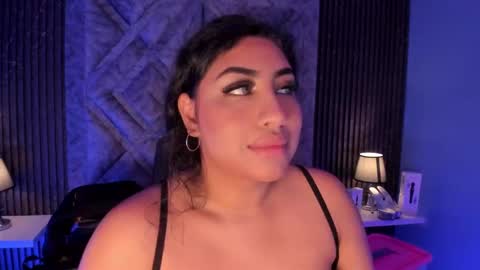 GABRIELA LOPEZ online show from October 1, 2025, 4:07 am