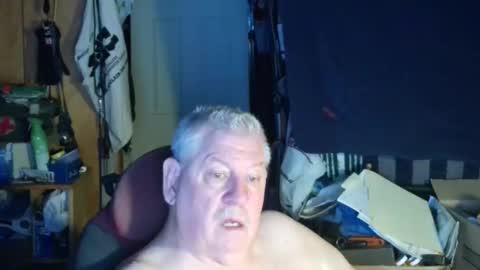 canoelicker69 online show from September 30, 2025, 10:31 am