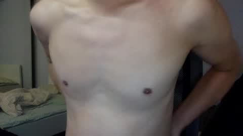 Snapshot of caobicao chatting on January 8, 2025, 4:12 am contrast moe online show from January 8, 2025, 4:12 am