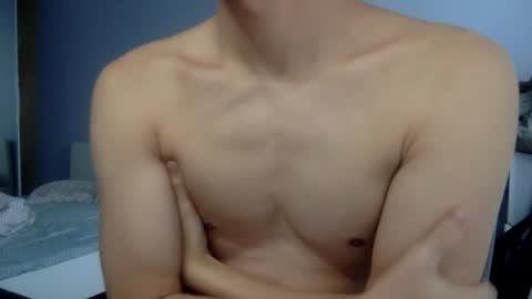 Snapshot of caobicao chatting on January 18, 2025, 4:53 pm contrast moe online show from January 18, 2025, 4:53 pm