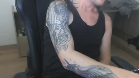 Snapshot of capoo89 chatting on December 5, 2024, 7:06 pm Chriz online show from December 5, 2024, 7:06 pm