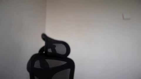 Emma online show from October 3, 2025, 7:27 am