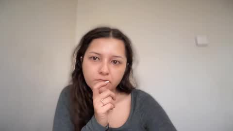 Emma online show from November 6, 2025, 8:04 am