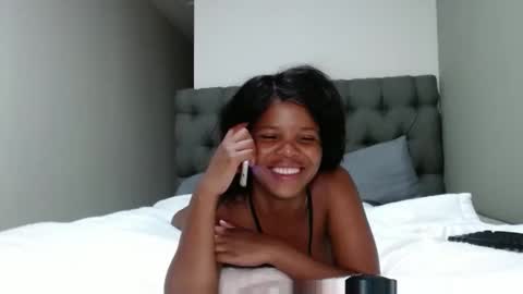 fifi online show from March 10, 2025, 9:07 pm